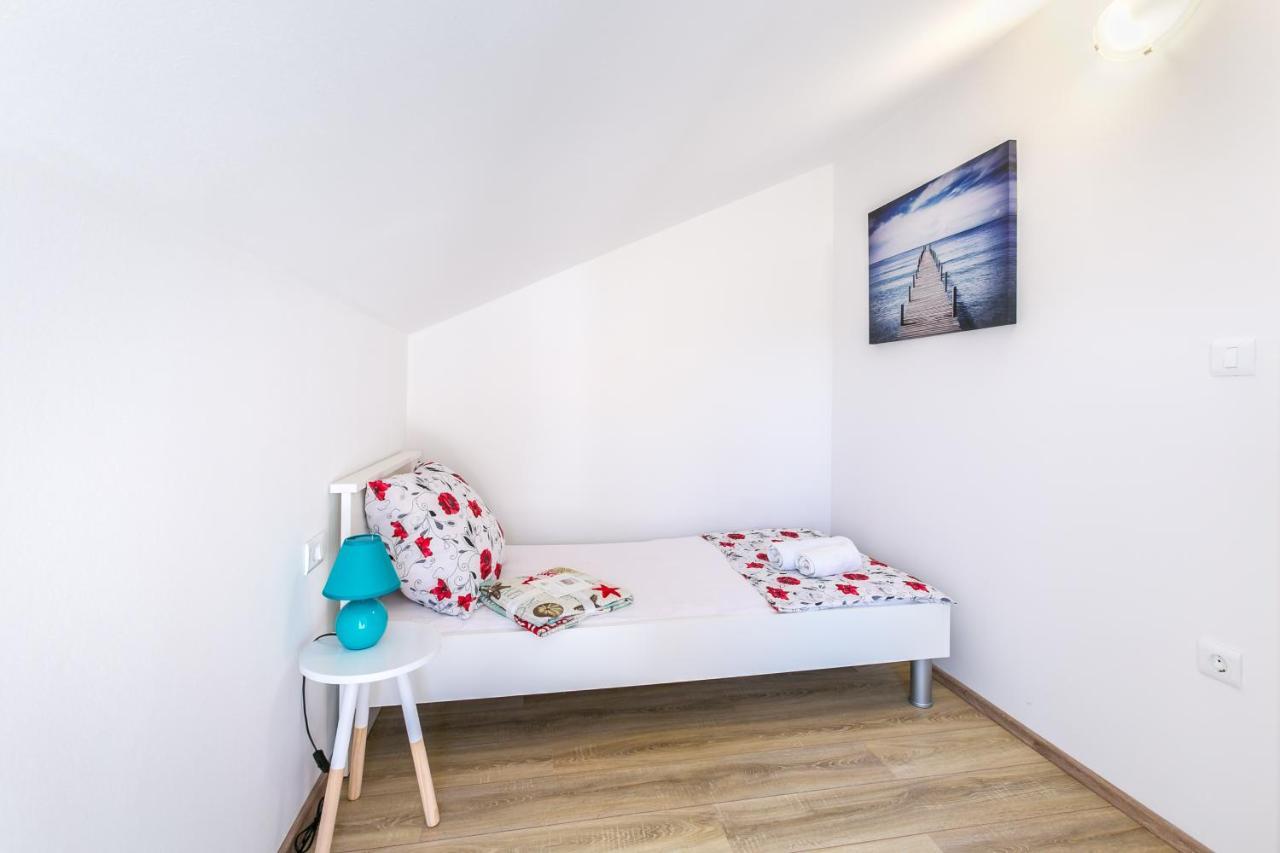 Nevia Apartment Medulin Exterior photo